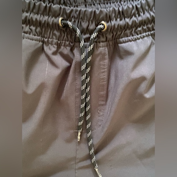 ‘Rawlings’ Athletic Sport Jogger. Size- US Men’s M. - Picture 4 of 6